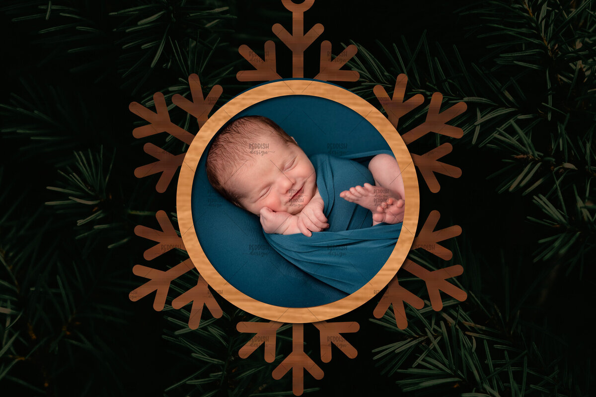 Intra απο ξύλο plywood 3mm-4mm πάχος Τρισδιάστατο χριστουγεννιάτικο στολίδι με κορνίζα λέιζερ Δίασταση 20x30 cm INTRAFABR-109873765