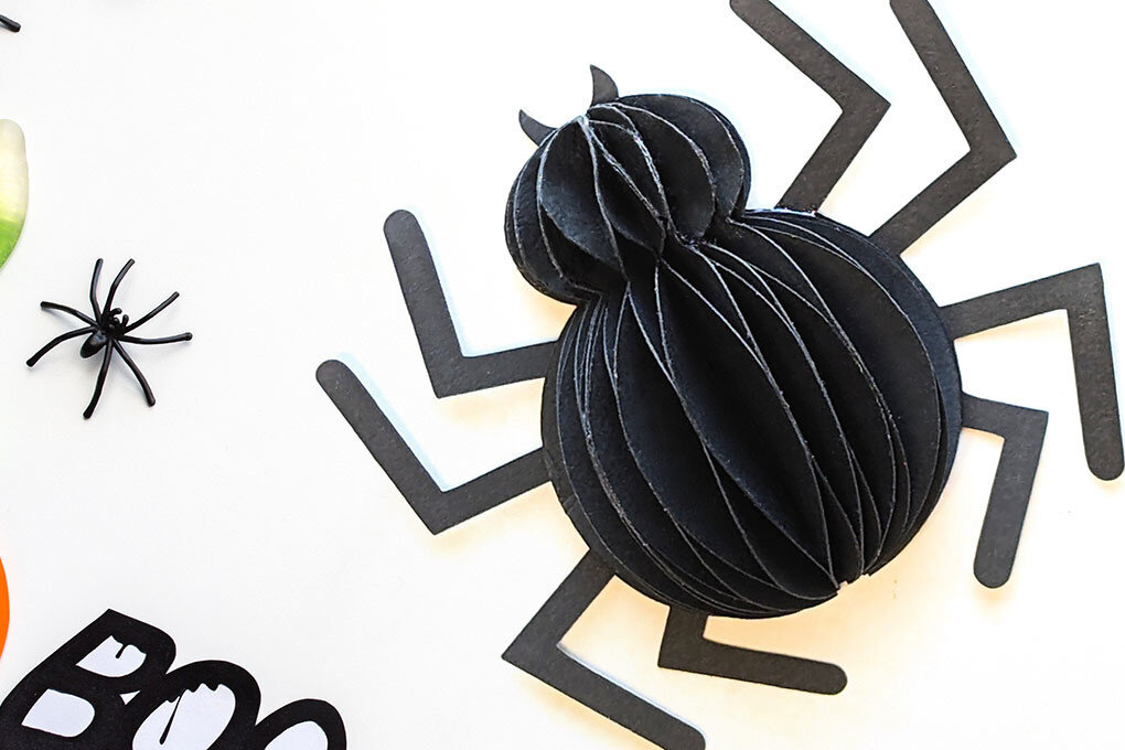 Σετ των 2 Intra απο ξύλο plywood 3mm-4mm πάχος 3D Honeycomb Spider Δίασταση 15x15 cm INTRAFABR-75711941