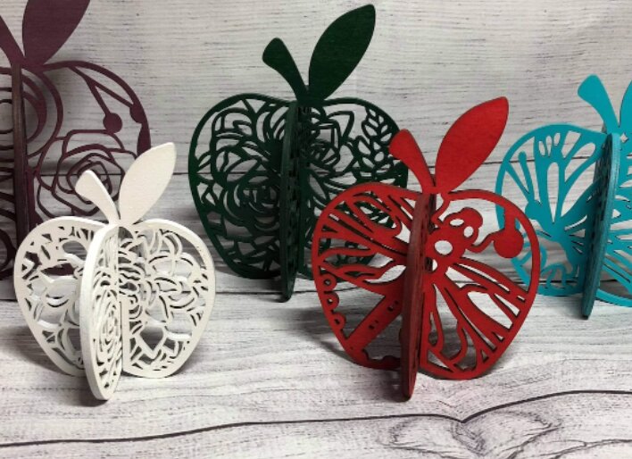 Σετ των 3 Intra απο ξύλο plywood 3mm-4mm πάχος Τρισδιάστατα μήλα κομμένα με λέιζερ Δίασταση 15x15 cm INTRAFABR-29581670