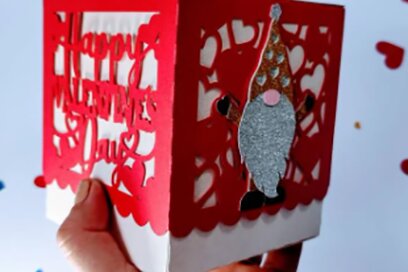 Σετ των 2 Intra απο ξύλο plywood 3mm-4mm πάχος 3D Μπομπονιέρα του Αγίου Βαλεντίνου Gnome Δίασταση 15x15 cm INTRAFABR-54158134