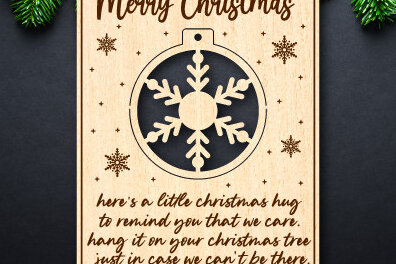 Σετ των 2 Intra απο ξύλο plywood 3mm-4mm πάχος A Little Christmas Hug Cut  Δίασταση 15x15 cm INTRAFABR-76173017