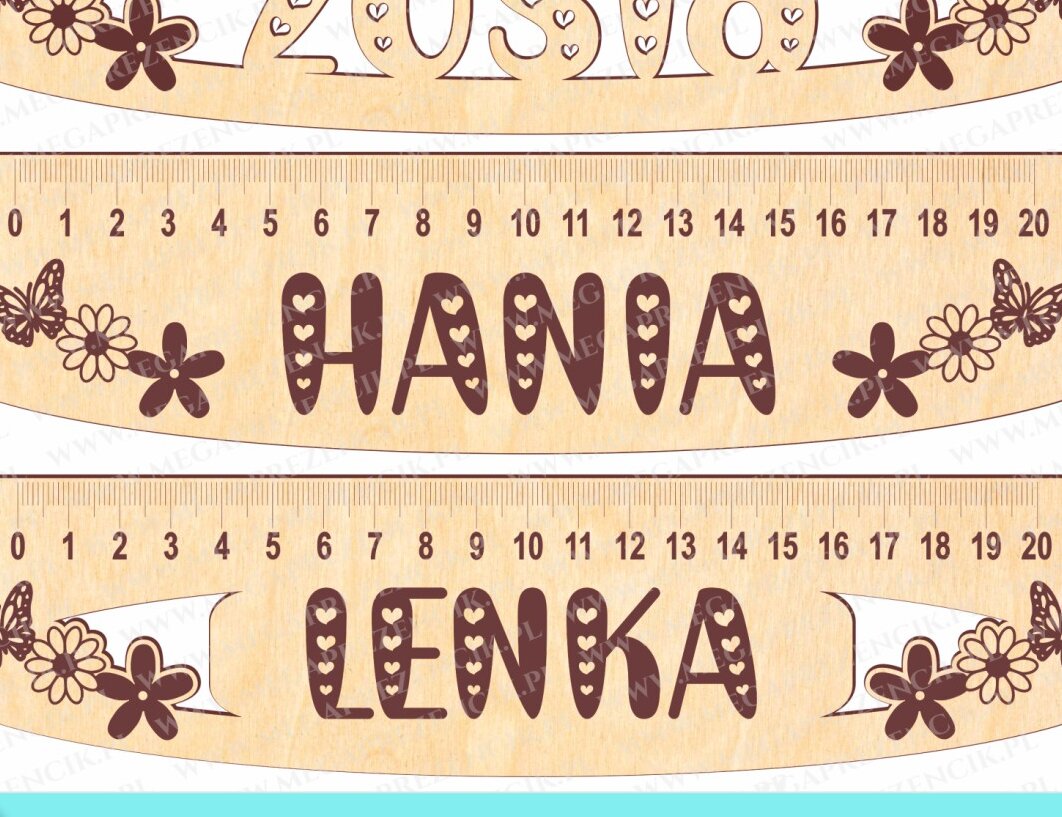 Σετ των 2 Intra απο ξύλο plywood 3mm-4mm πάχος Μια εξατομικευμένη γραμμή με το όνομά σας. Δίασταση 15x15 cm INTRAFABR-32408429