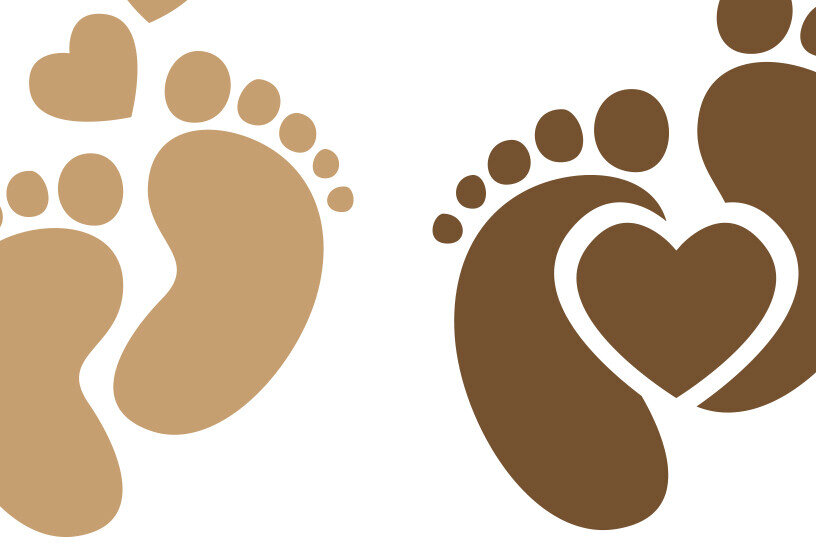 Σετ των 2 Intra απο ξύλο plywood 3mm-4mm πάχος Baby Footprint , Baby Feet Hearts Δίασταση 15x15 cm INTRAFABR-80876329