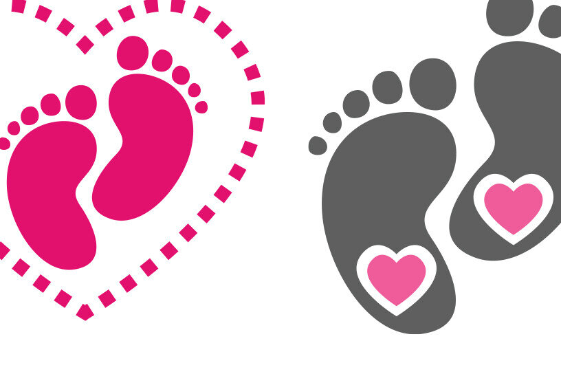Σετ των 2 Intra απο ξύλο plywood 3mm-4mm πάχος Baby Footprint , Baby Feet Hearts Δίασταση 15x15 cm INTRAFABR-80875952