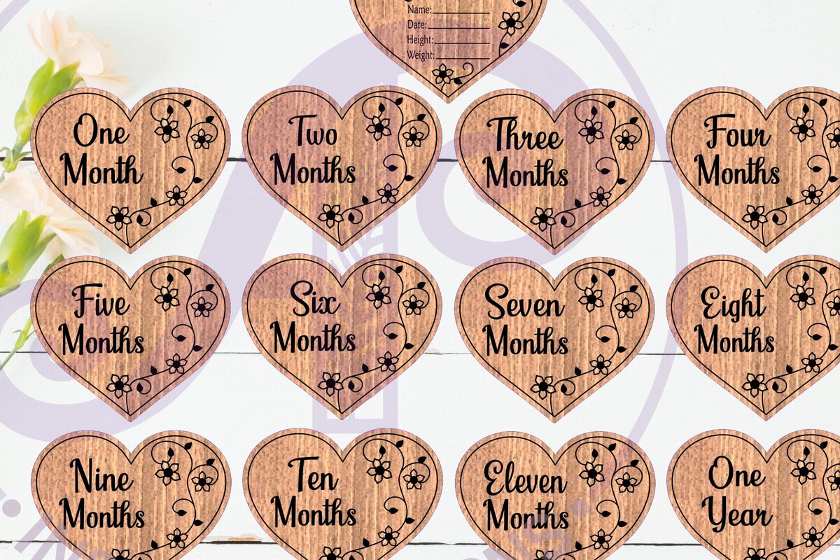 Σετ των 2 Intra απο ξύλο plywood 3mm-4mm πάχος Baby Monthly Milestone Discs Hearts Δίασταση 15x15 cm INTRAFABR-113878120
