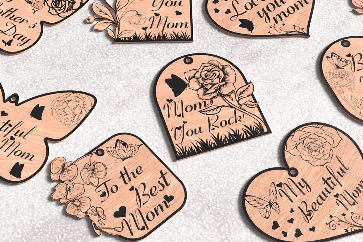 Σετ των 3 Intra απο ξύλο plywood 3mm-4mm πάχος Το καλύτερο στολίδι για τη μαμά από τριαντάφυλλο Δίασταση 8x8 cm INTRAFABR-119354955