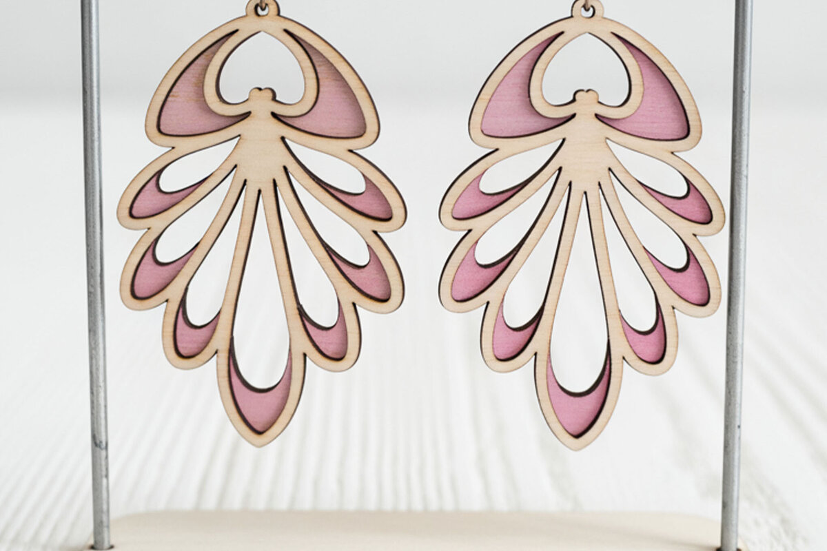 Σετ των 3 Intra απο ξύλο plywood 3mm-4mm πάχος Blush Feather Drop σκουλαρίκια Δίασταση 3x3 cm INTRAFABR-122357196