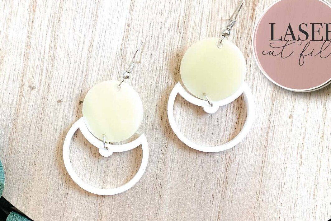 Σετ των 3 Intra απο ξύλο plywood 3mm-4mm πάχος Ακρυλικό σκουλαρίκι Boho Δίασταση 3x3 cm INTRAFABR-73209888