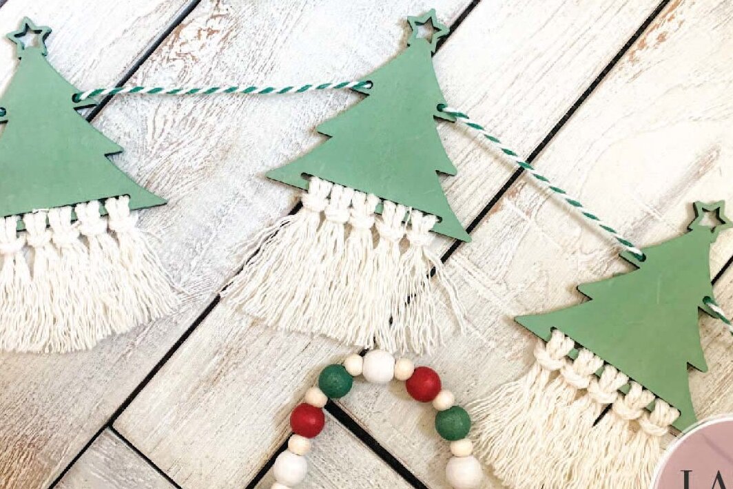 Σετ των 2 Intra απο ξύλο plywood 3mm-4mm πάχος Boho Χριστουγεννιάτικο Δέντρο Γιρλάντα Δίασταση 15x15 cm INTRAFABR-72642206