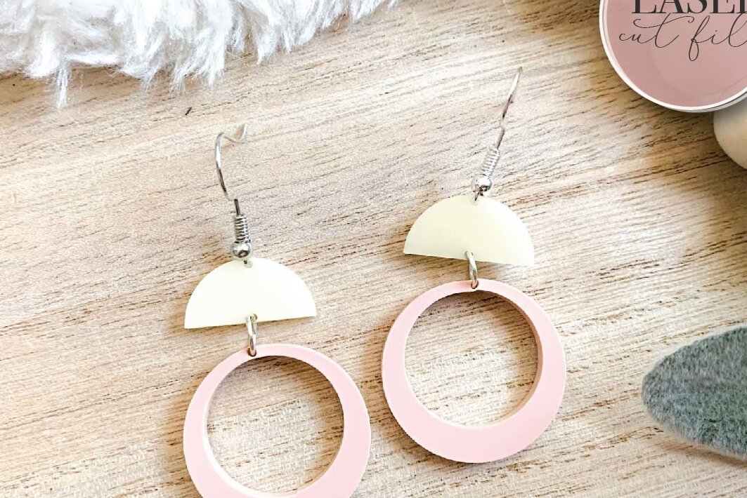 Σετ των 3 Intra απο ξύλο plywood 3mm-4mm πάχος Σκουλαρίκια λέιζερ Boho Δίασταση 3x3 cm INTRAFABR-73210442