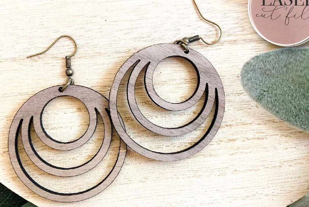 Σετ των 3 Intra απο ξύλο plywood 3mm-4mm πάχος Σκουλαρίκια λέιζερ Boho Δίασταση 3x3 cm INTRAFABR-73357018