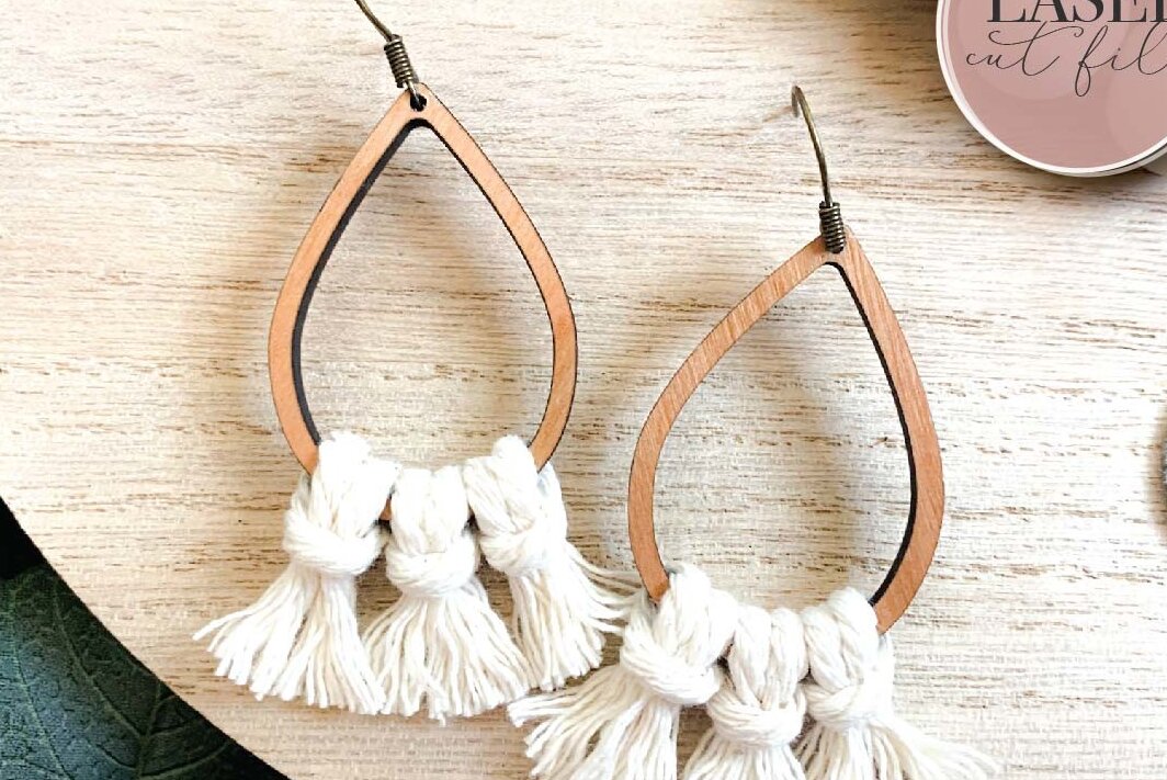 Σετ των 3 Intra απο ξύλο plywood 3mm-4mm πάχος Σκουλαρίκια λέιζερ Boho Macrame Δίασταση 3x3 cm INTRAFABR-74258058