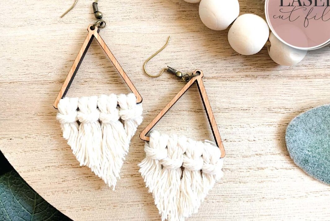 Σετ των 3 Intra απο ξύλο plywood 3mm-4mm πάχος Σκουλαρίκια λέιζερ Boho Macrame Δίασταση 3x3 cm INTRAFABR-74258989