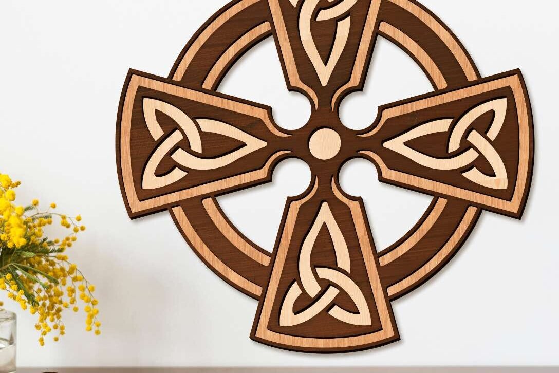 Intra απο ξύλο plywood 3mm-4mm πάχος Διακοσμητικό πάνελ τοίχου Celtic Cross Δίασταση 40x40 cm INTRAFABR-103267456