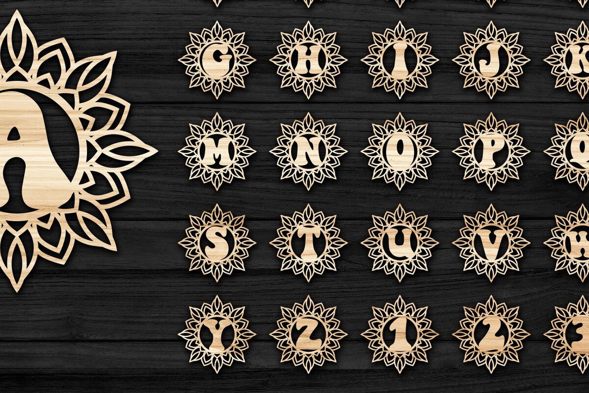 Σετ των 3 Intra απο ξύλο plywood 3mm-4mm πάχος Μονόγραμμα κοπής με λέιζερ Χριστουγεννιάτικο αλφάβητο Δίασταση 8x8 cm INTRAFABR-39620579