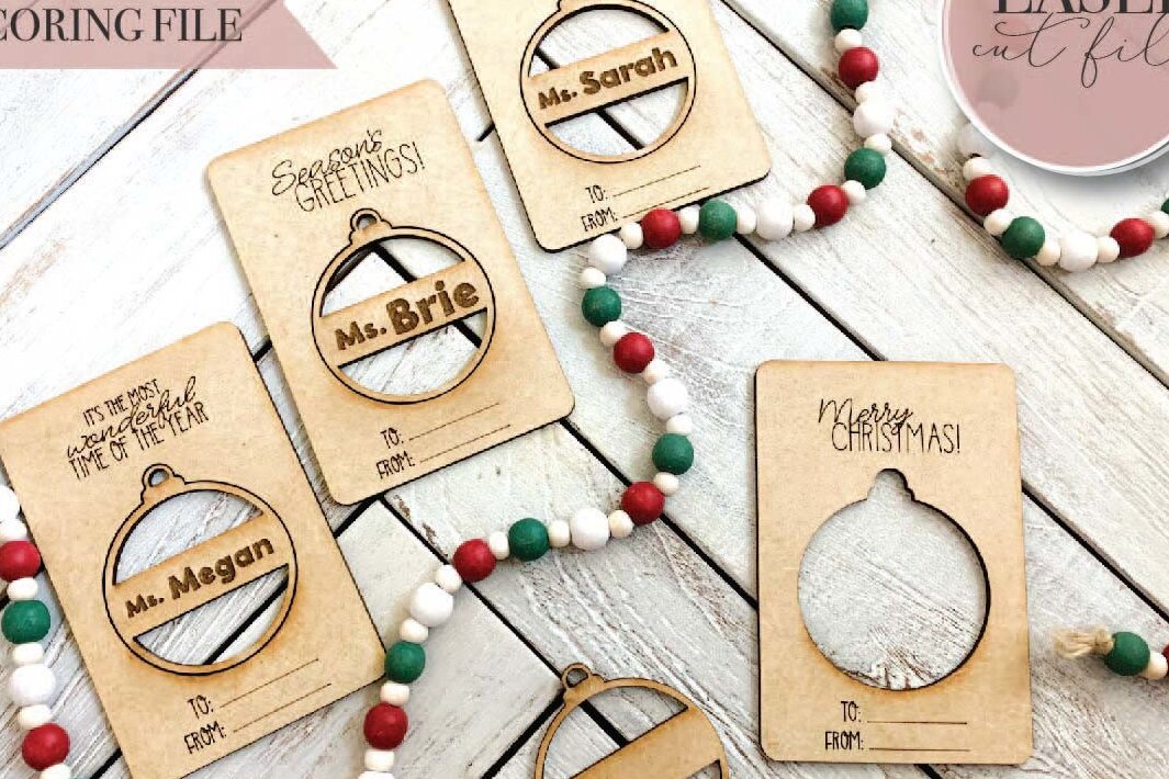 Σετ των 3 Intra απο ξύλο plywood 3mm-4mm πάχος Χριστουγεννιάτικες διακοσμητικές κάρτες Δίασταση 8x8 cm INTRAFABR-72161541