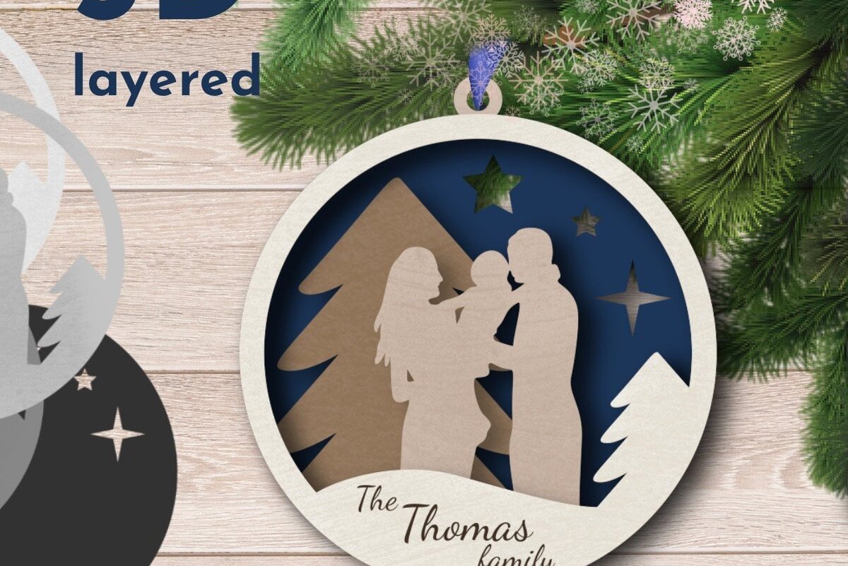 Σετ των 3 Intra απο ξύλο plywood 3mm-4mm πάχος Χριστουγεννιάτικο Στολίδι , Family Δίασταση 8x8 cm INTRAFABR-37365886
