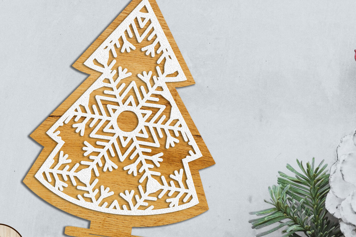 Σετ των 3 Intra απο ξύλο plywood 3mm-4mm πάχος - Χριστουγεννιάτικο δέντρο με στολίδια από νιφάδες χιονιού Δίασταση 6x7 cm INTRAFABR-108997165