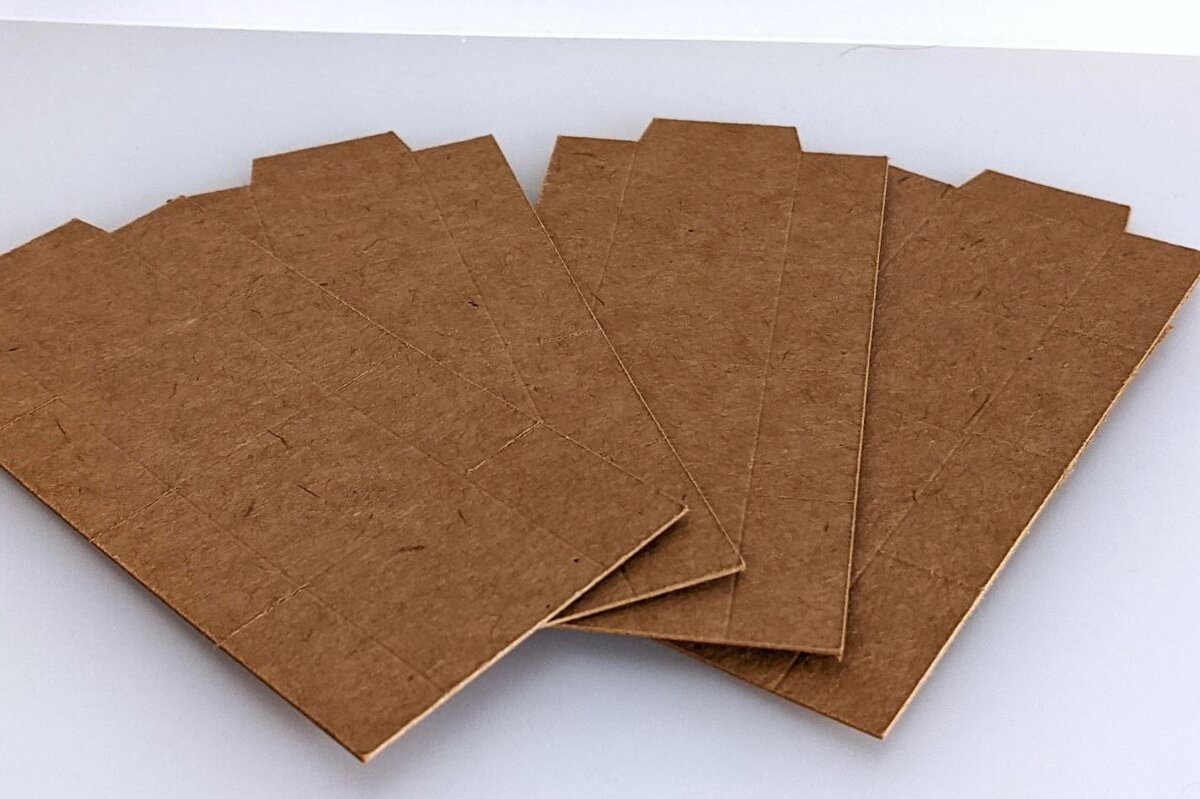 Σετ των 3 Intra απο ξύλο plywood 3mm-4mm πάχος - Κουτί κύβου | Μίνι κλιμακωτό κουτί δώρου Δίασταση 1x1 cm INTRAFABR-27870513