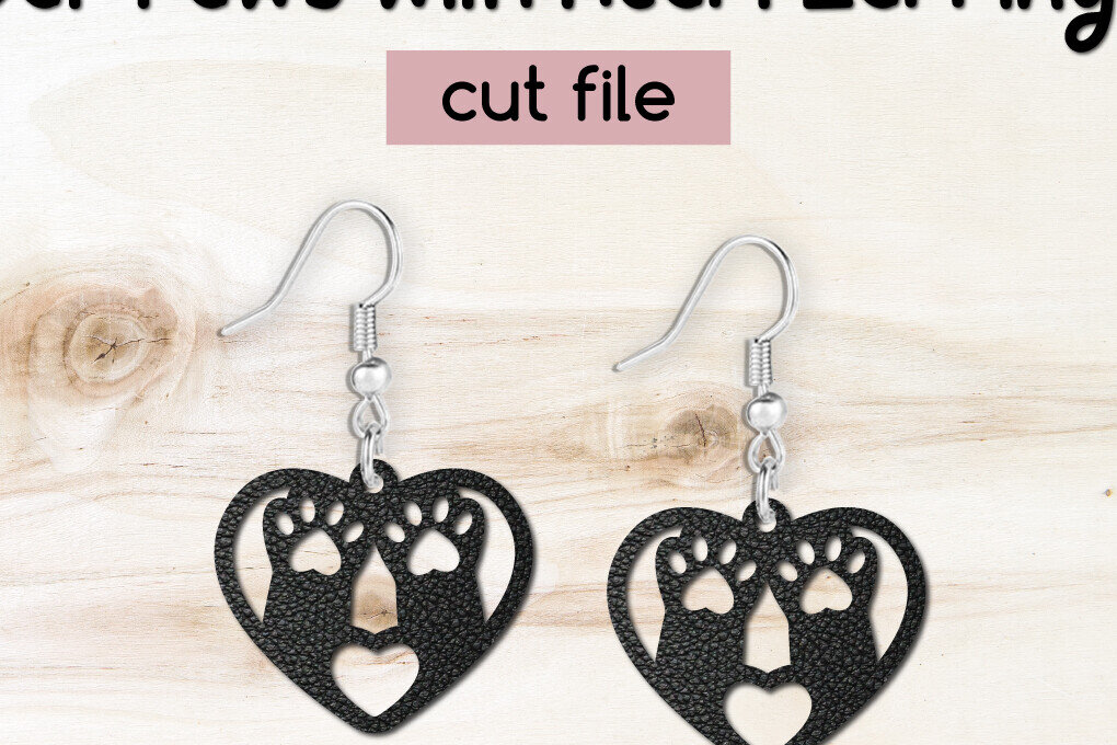 Σετ των 3 Intra απο ξύλο plywood 3mm-4mm πάχος - Χαριτωμένα πόδια κατοικίδιων με σκουλαρίκια καρδιά  Δίασταση 3x3 cm INTRAFABR-121313019