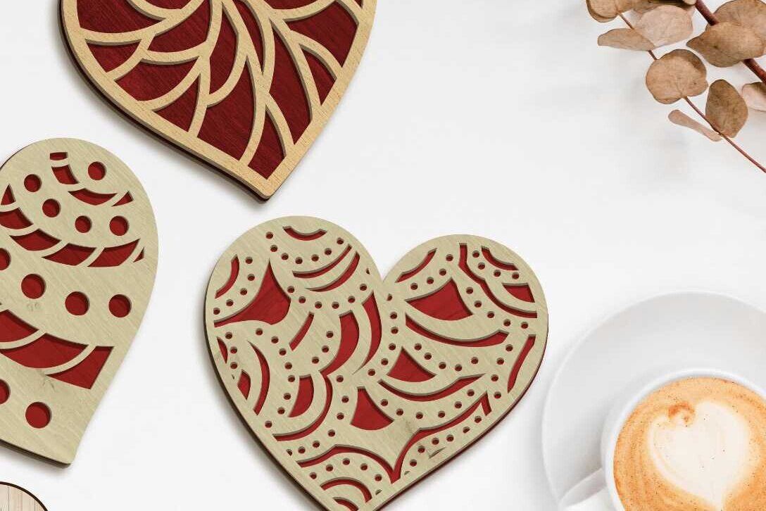 Σετ των 3 Intra απο ξύλο plywood 3mm-4mm πάχος - Διακοσμητικό σετ καρδιών του Αγίου Βαλεντίνου Δίασταση 7x6 cm INTRAFABR-88147132