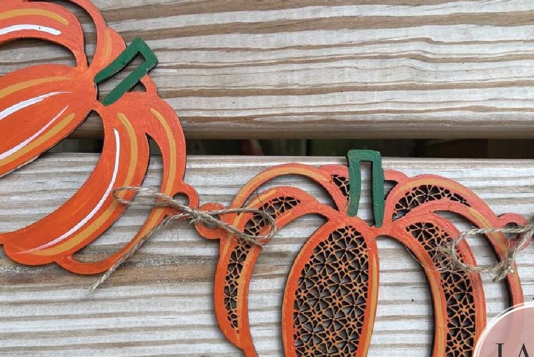 Σετ των 3 Intra απο ξύλο plywood 3mm-4mm πάχος - Fall Pumpkin Garland  Δίασταση 4x4 cm INTRAFABR-72644303