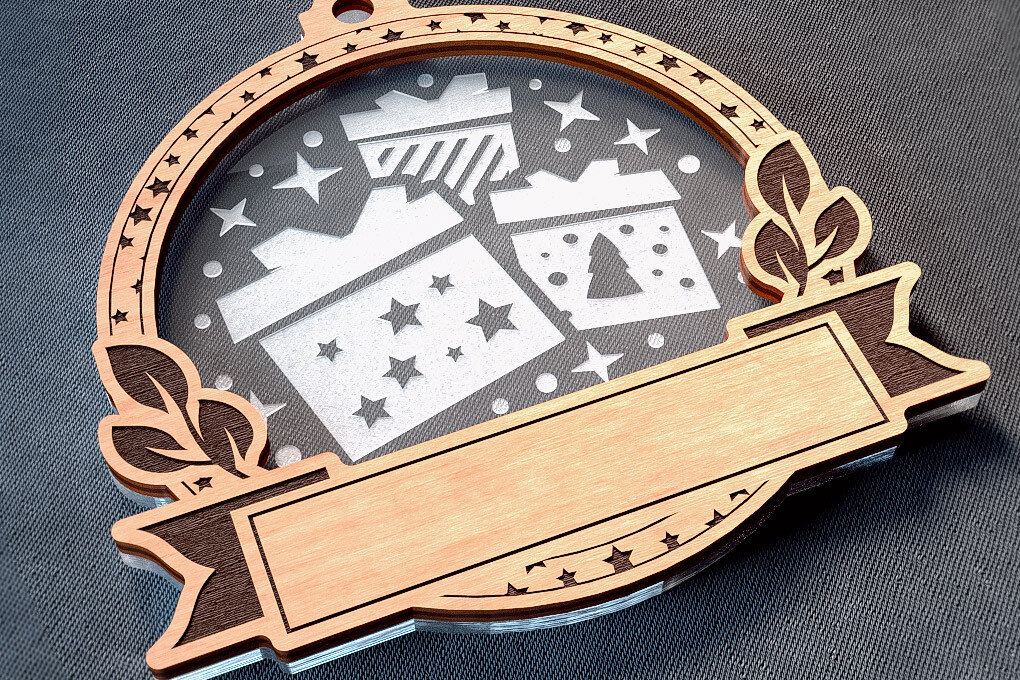 Σετ των 3 Intra απο ξύλο plywood 3mm-4mm πάχος - Οικογενειακά στολίδια Laser Cut  | Xmas Δίασταση 6x6 cm INTRAFABR-75543941