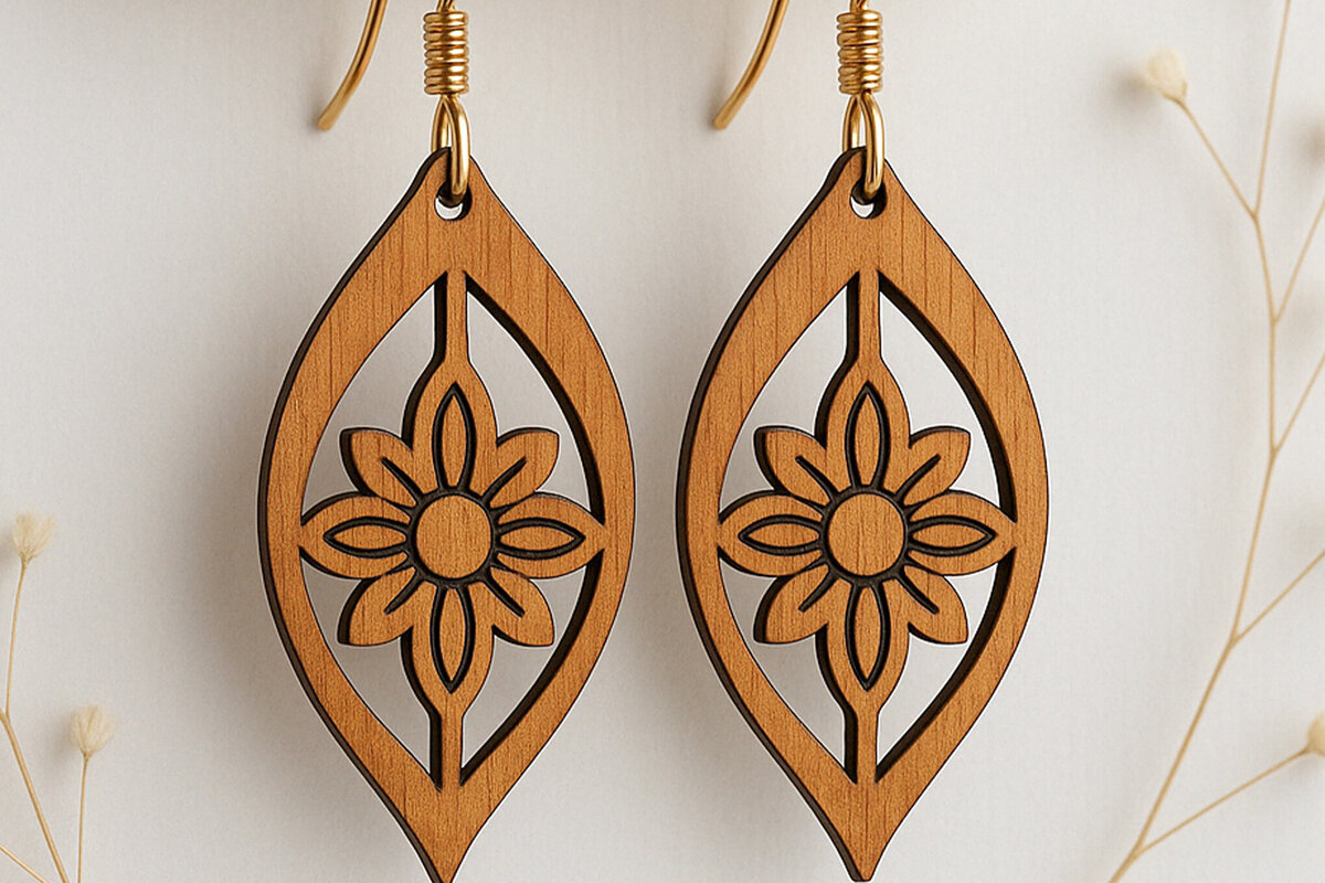 Σετ των 3 Intra απο ξύλο plywood 3mm-4mm πάχος - Σκουλαρίκια με λουλούδια  Laser Cut Δίασταση 3x3 cm INTRAFABR-120636042