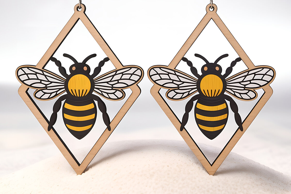 Σετ των 3 Intra απο ξύλο plywood 3mm-4mm πάχος - Γεωμετρικά Σκουλαρίκια Μέλισσας  Cut Δίασταση 3x3 cm INTRAFABR-121541786