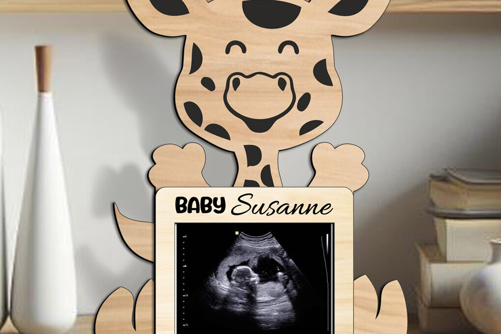 Σετ των 3 Intra απο ξύλο plywood 3mm-4mm πάχος - Ηχογράφημα Ανακοίνωση Εγκυμοσύνης Καμηλοπάρδαλης Δίασταση 4x3 cm INTRAFABR-105811993