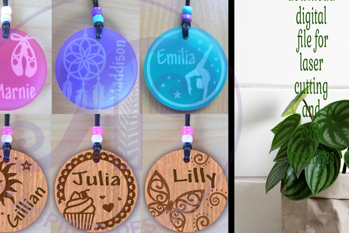 Σετ των 3 Intra απο ξύλο plywood 3mm-4mm πάχος - Σετ με θέμα το κορίτσι B Μπρελόκ DIGITAL  6 Δίασταση 4x4 cm INTRAFABR-78687758