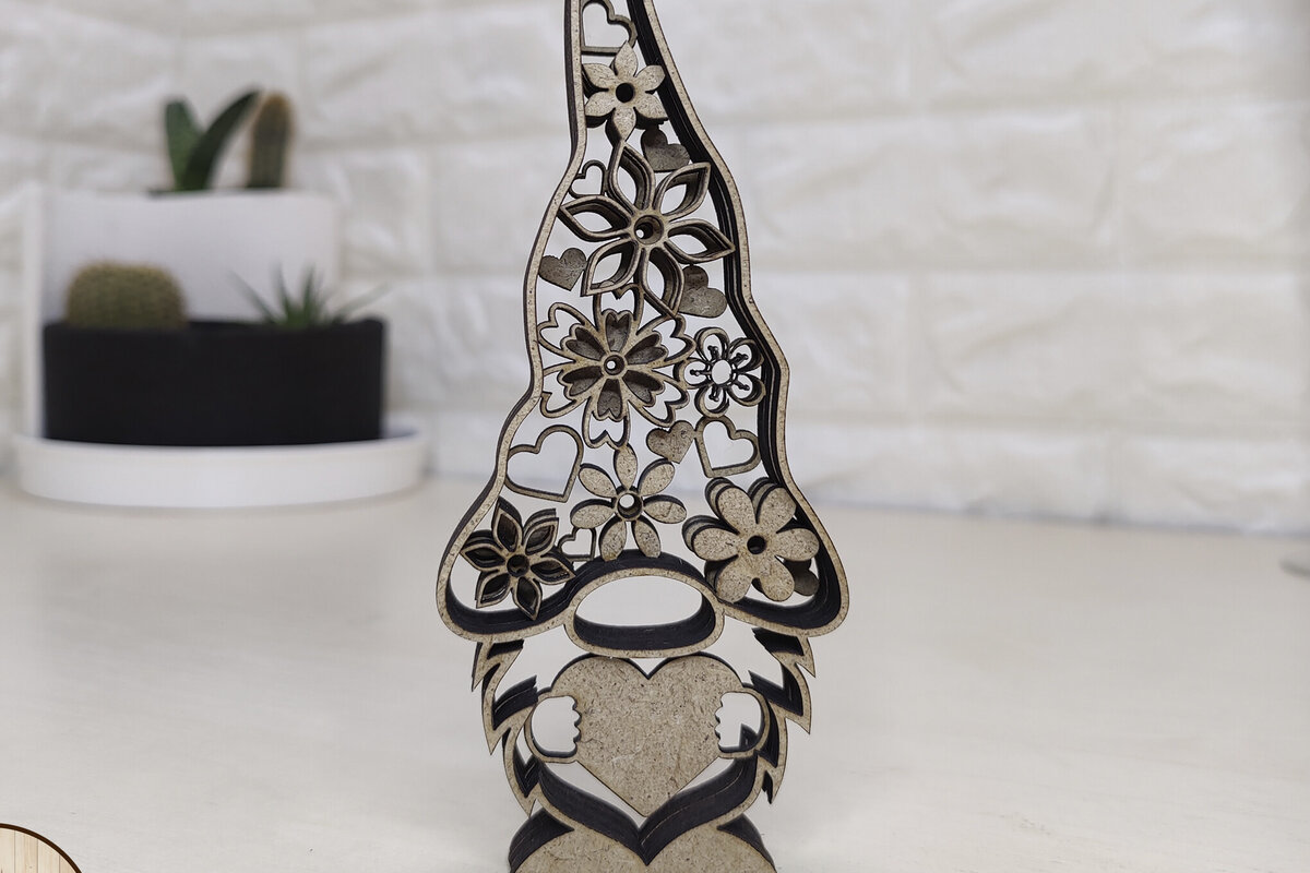 Σετ των 3 Intra απο ξύλο plywood 3mm-4mm πάχος - Gnome με Καρδιά Πολυεπίπεδη διακόσμηση σπιτιού Δίασταση 3x8 cm INTRAFABR-86312109