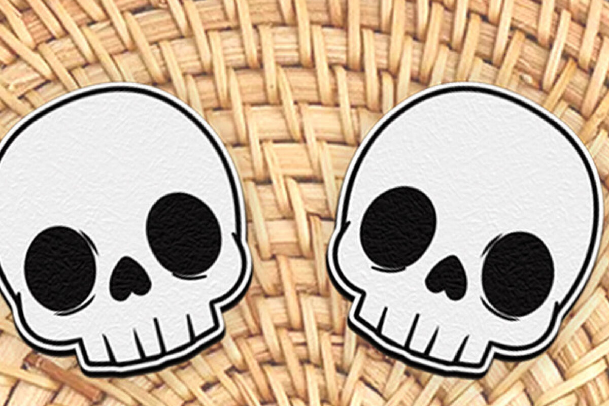 Σετ των 3 Intra απο ξύλο plywood 3mm-4mm πάχος - Αποκριάτικα σκουλαρίκια με λέιζερ. Δίασταση 3x3 cm INTRAFABR-107464936