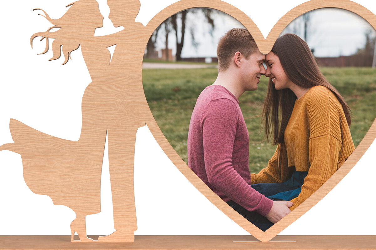 Intra απο ξύλο plywood  Χρώμα wenge 3mm-4mm πάχος - Πλαίσιο κοπής με λέιζερ Heart Ζευγάρι που χορεύει Δίασταση 20x20 cm INTRAFABR-125313099