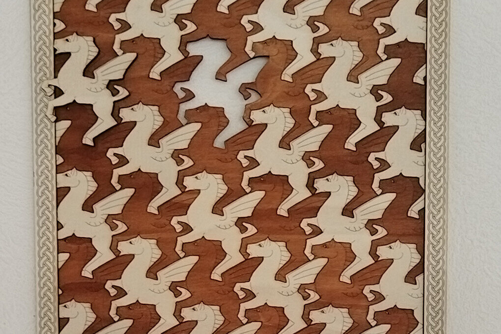 Σετ των 2 Intra απο ξύλο plywood  Χρώμα wenge 3mm-4mm πάχος - Ιπτάμενο άλογο Escher Δίασταση 20x20 cm INTRAFABR-100735966