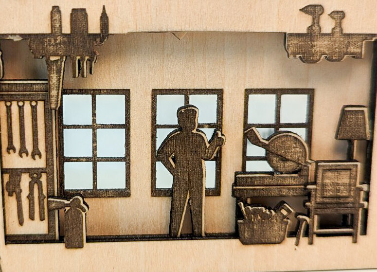 Σετ των 2 Intra απο ξύλο plywood  Χρώμα wenge 3mm-4mm πάχος - Laser θήκης δώρου κάρτας για τη γιορτή του πατέρα Δίασταση 4x4 cm INTRAFABR-19011040