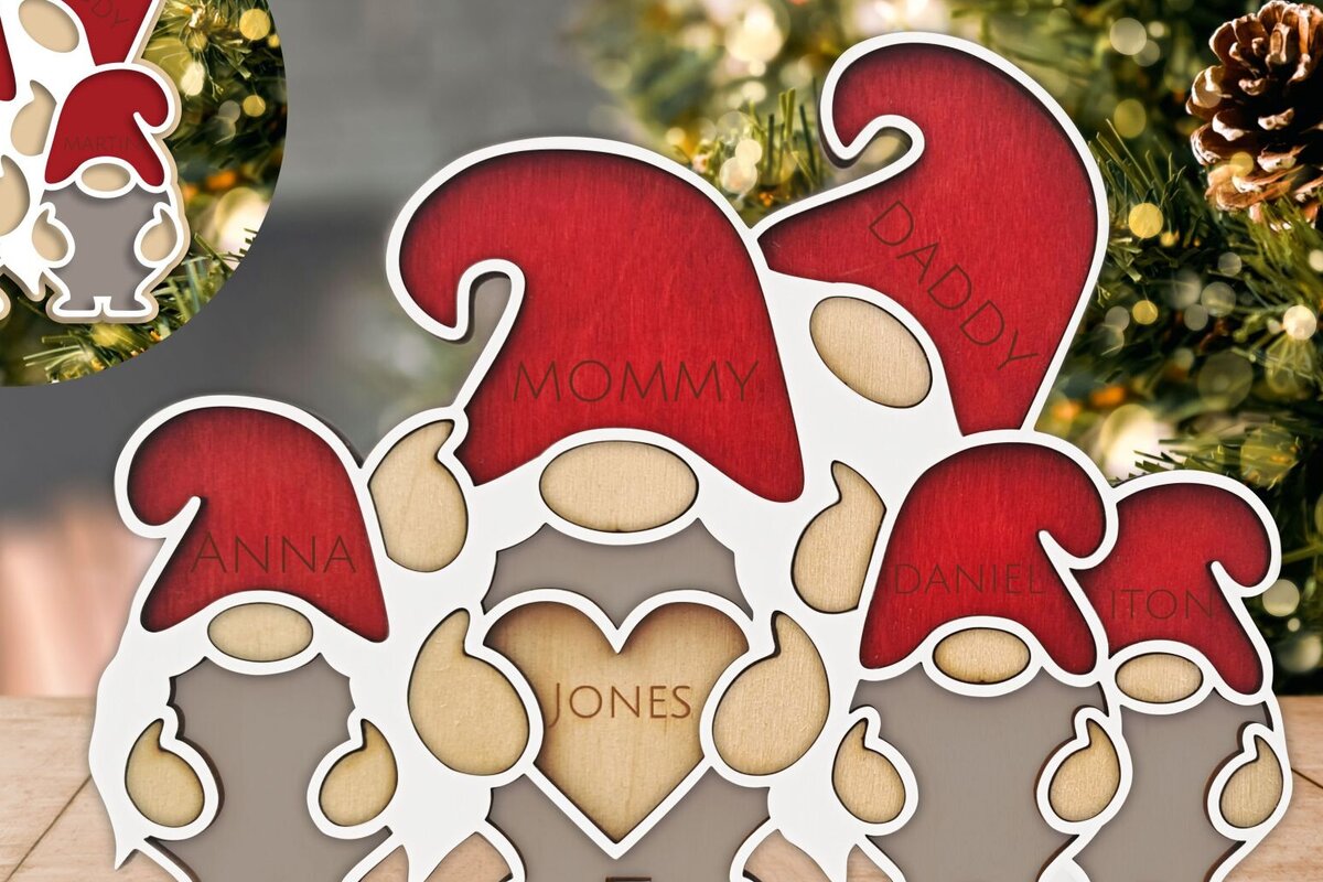 Σετ των 2 Intra απο ξύλο plywood  Χρώμα wenge 3mm-4mm πάχος - Οικογενειακό Χριστουγεννιάτικο Στολίδι Gnome Δίασταση 6x6 cm INTRAFABR-119599710