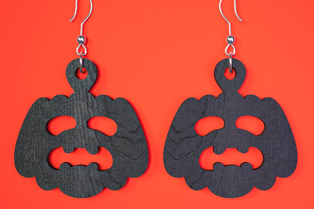 Σετ των 3 Intra απο ξύλο plywood  Χρώμα wenge 3mm-4mm πάχος - Αποκριάτικα σκουλαρίκια Δίασταση 3x3 cm INTRAFABR-38834296