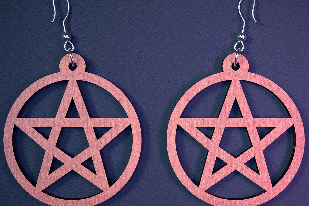 Σετ των 3 Intra απο ξύλο plywood  Χρώμα wenge 3mm-4mm πάχος - Αποκριάτικα σκουλαρίκια με λέιζερ |Spooky Δίασταση 3x3 cm INTRAFABR-108925781