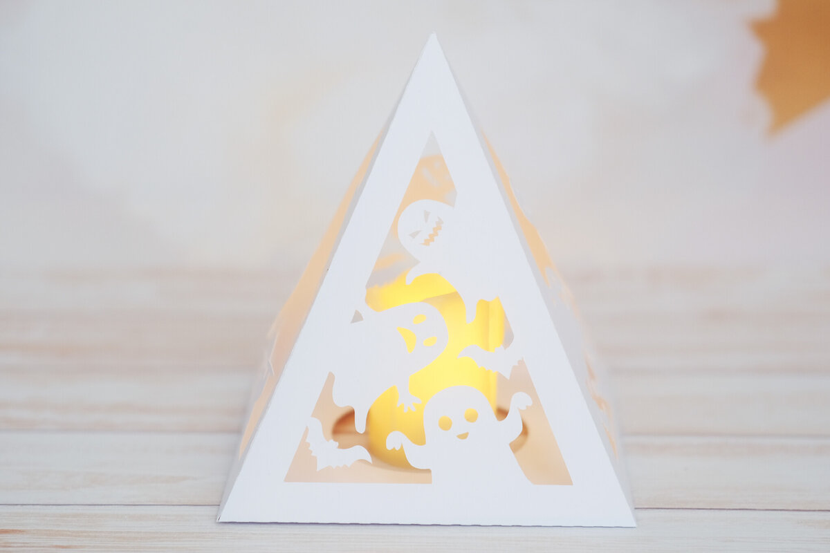 Σετ των 2 Intra απο ξύλο plywood  Χρώμα wenge 3mm-4mm πάχος - Halloween Ghosts Lantern Δίασταση 15x15 cm INTRAFABR-71980752