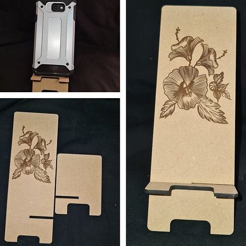 Σετ των 2 Intra απο ξύλο plywood 3mm-4mm πάχος – Θήκη κινητού τηλεφώνου με χαρακτικό λουλουδιών 25x25 cm INTRAVECTRY-MY543003