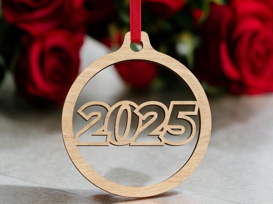 Σετ των 2 Intra απο ξύλο plywood 3mm-4mm πάχος – Έτος 2025 Διακοσμητικό μπιχλιμπίδι 30x30 cm INTRAVECTRY-MY553056