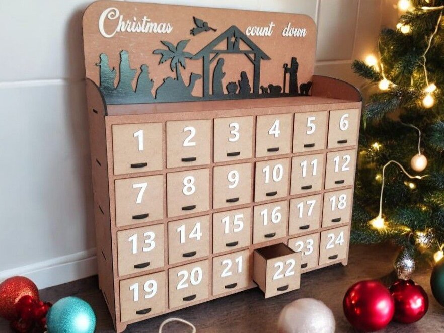 Σετ των 3 Intra απο ξύλο plywood 3mm-4mm πάχος – Ξύλινο Χριστουγεννιάτικο ημερολόγιο με συρτάρια 40x45 cm INTRAVECTRY-MY542700