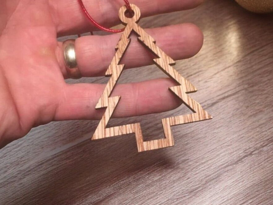 Σετ των 3 Intra απο ξύλο plywood 3mm-4mm πάχος – Κρεμαστό χριστουγεννιάτικο δέντρο 40x45 cm INTRAVECTRY-MY548487