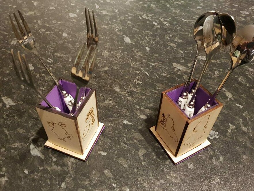 Σετ των 3 Intra απο ξύλο plywood 3mm-4mm πάχος – Θήκη για μαχαιροπίρουνα τσαγιού ξύλο CDR SVG 25x25 cm INTRAVECTRY-MY560196