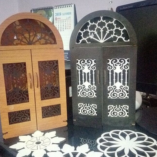 Σετ των 2 Intra απο ξύλο plywood 3mm-4mm πάχος – Κουτί κλειδιού σε σχήμα πόρτας 40x45 cm INTRAVECTRY-MY542946