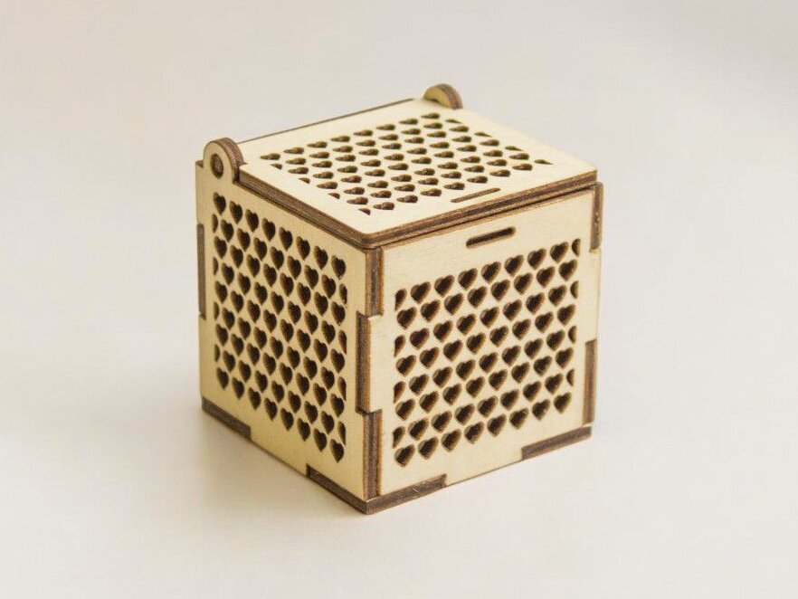 Intra απο ξύλο plywood 3mm-4mm πάχος – Ξύλινο κουτί κοσμημάτων με καρδιές 10x10 cm INTRAVECTRY-MY544603