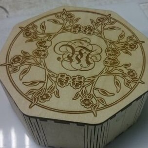 Intra απο ξύλο plywood 3mm-4mm πάχος – Οκτάγωνο κουτί με σχέδιο φλοράλ καπακιού 35x40 cm INTRAVECTRY-MY547516