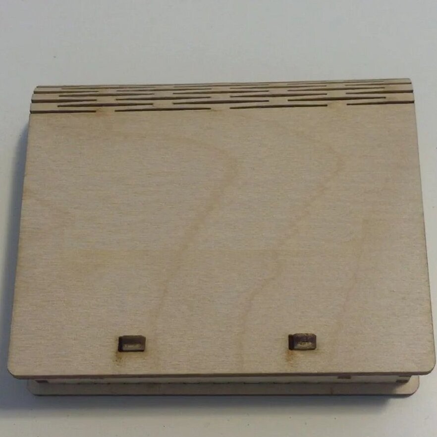 Intra απο ξύλο plywood 3mm-4mm πάχος – Κουτί με Living Hinge και Spring Catch File 25x25 cm INTRAVECTRY-MY543391