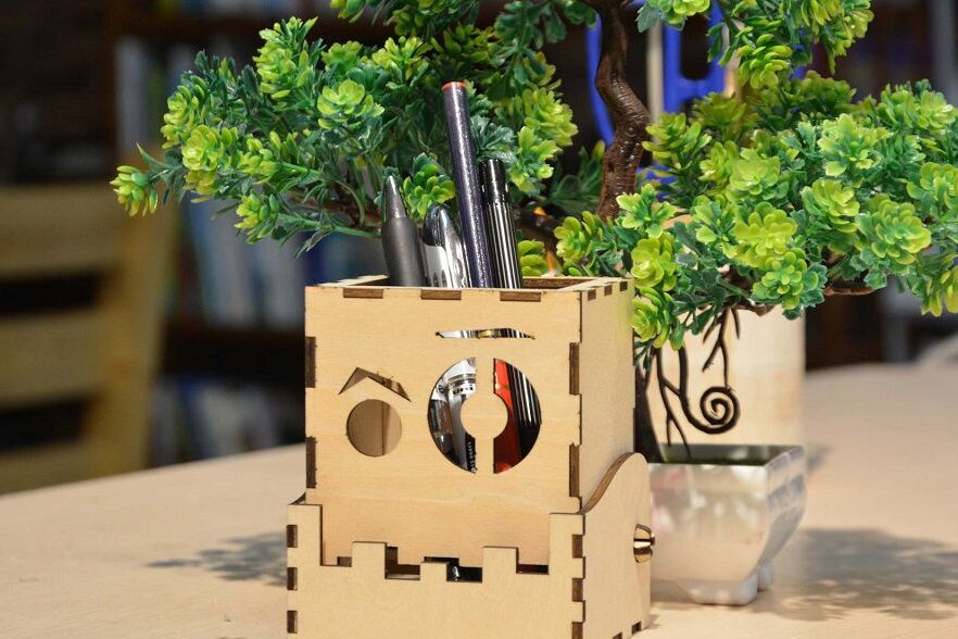 Σετ των 3 Intra απο ξύλο plywood 3mm-4mm πάχος – Δροσερή θήκη για στυλό για γραφείο 40x45 cm INTRAVECTRY-MY560174